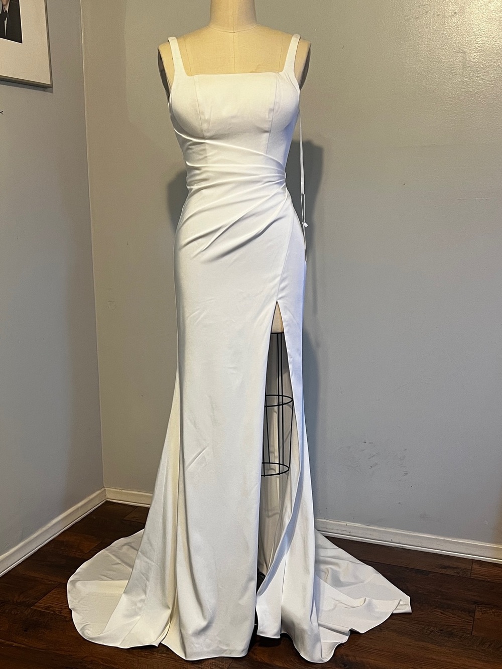 Ivory Square-Neck Wedding Gown with High Thigh Slit - Picture 4 of 7
